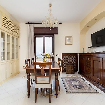 Residenza Le Sirene City Center Sorrento Exterior foto
